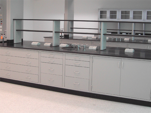 中央實(shí)驗(yàn)臺(tái)